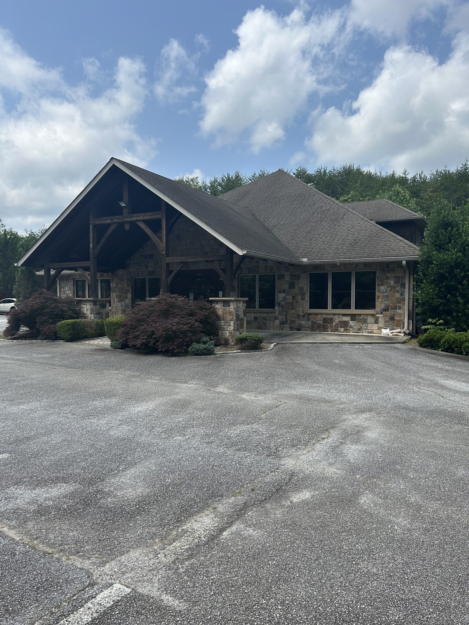 773 N Main St, Clayton, GA for lease Building Photo- Image 1 of 10