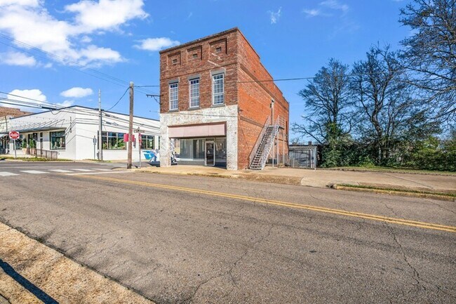 More details for 201 Lafayette St, Starkville, MS - Office for Lease