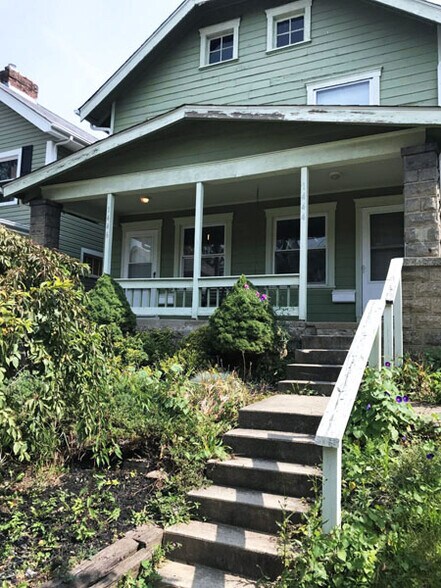 Weinland Park Multifamily portefeuille de 5 propriétés à vendre sur LoopNet.ca - Photo du bâtiment - Image 3 de 10