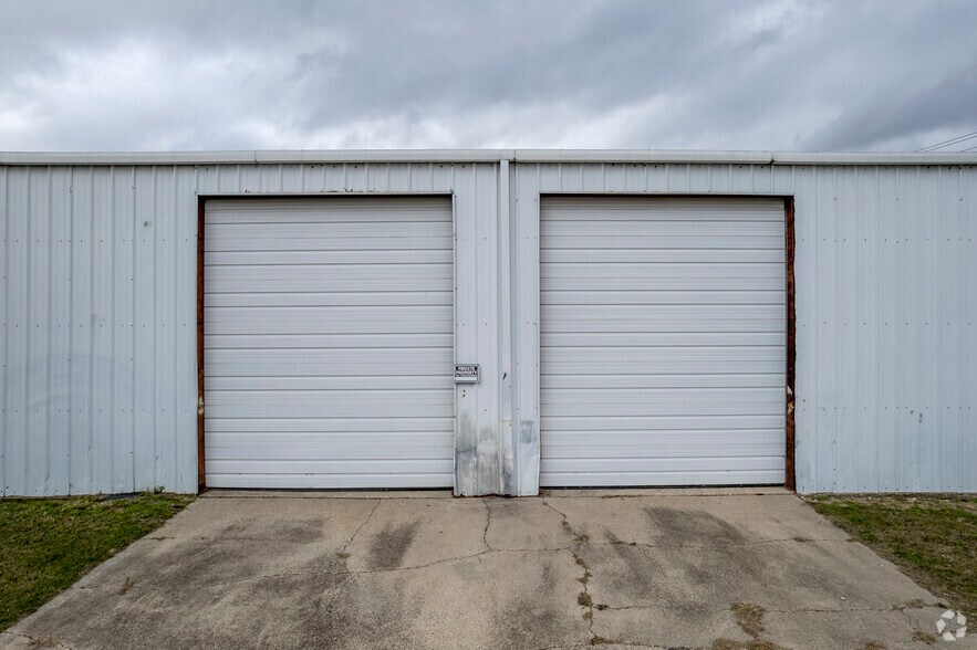 726 N Expressway 77, Harlingen, TX à louer - Photo du bâtiment - Image 3 de 20