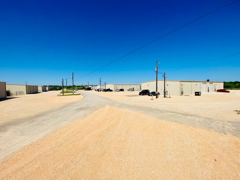 7049 Fm 1044, Marion, TX for lease - Building Photo - Image 2 of 6