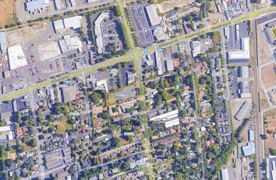 595 N Dutton Ave, Santa Rosa, CA à vendre - Photo du bâtiment - Image 3 de 6