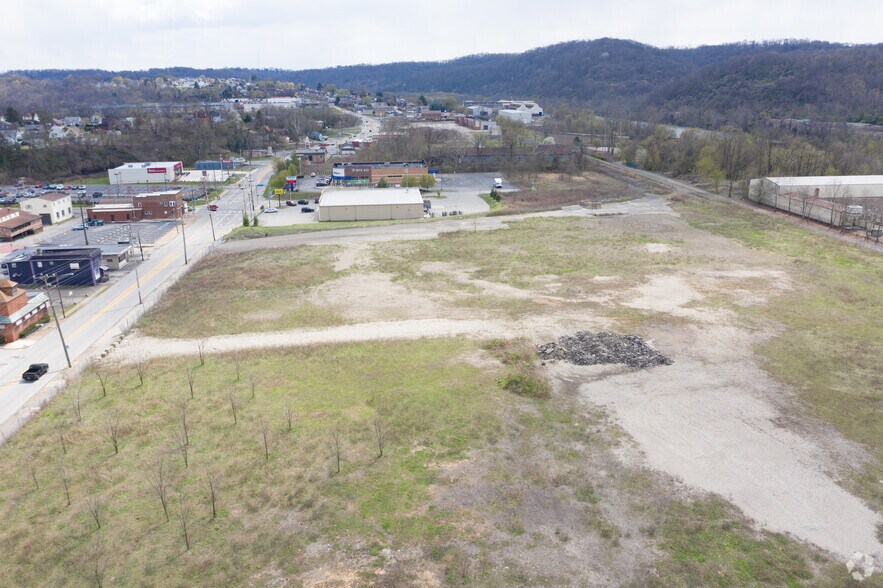 3500 Walnut St, Mckeesport, PA à louer - Photo principale - Image 2 de 2