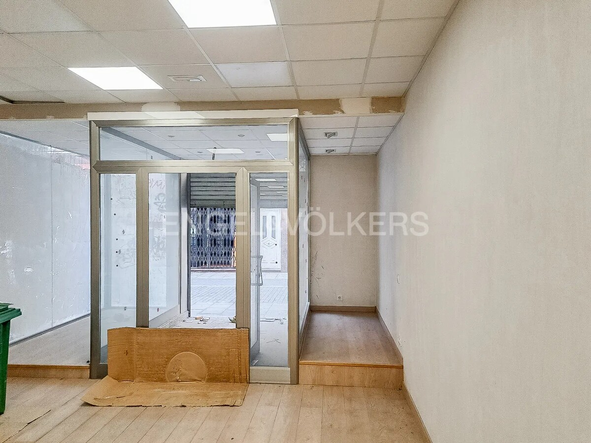 Malgrat de Mar, BAR 08380 - - - Photo intérieure - Image 1 of 3