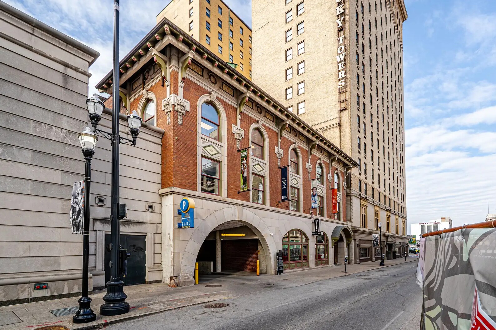 416 W Muhammad Ali Blvd, Louisville, KY à vendre Photo principale- Image 1 de 10