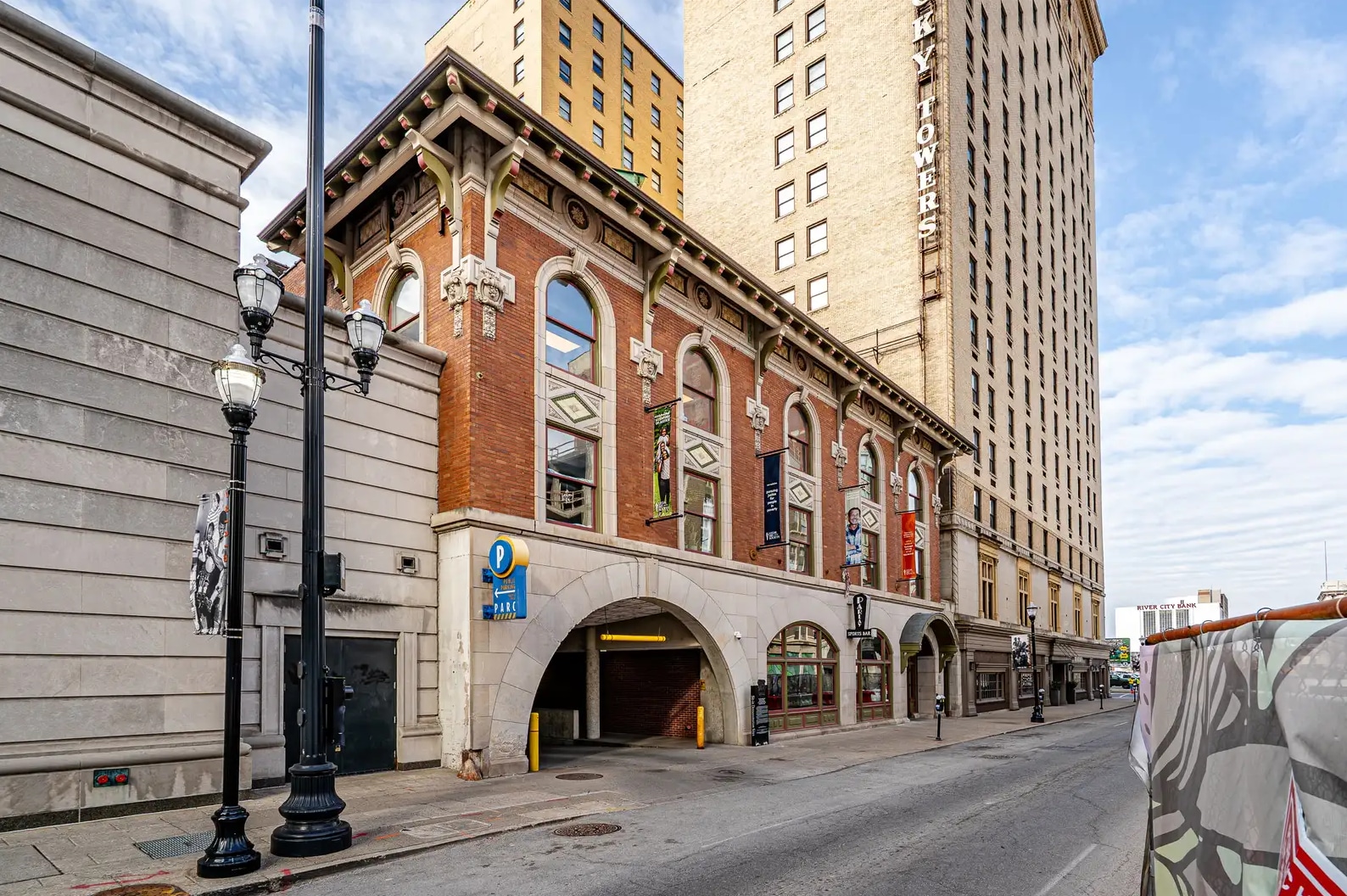 416 W Muhammad Ali Blvd, Louisville, KY for sale Primary Photo- Image 1 of 10