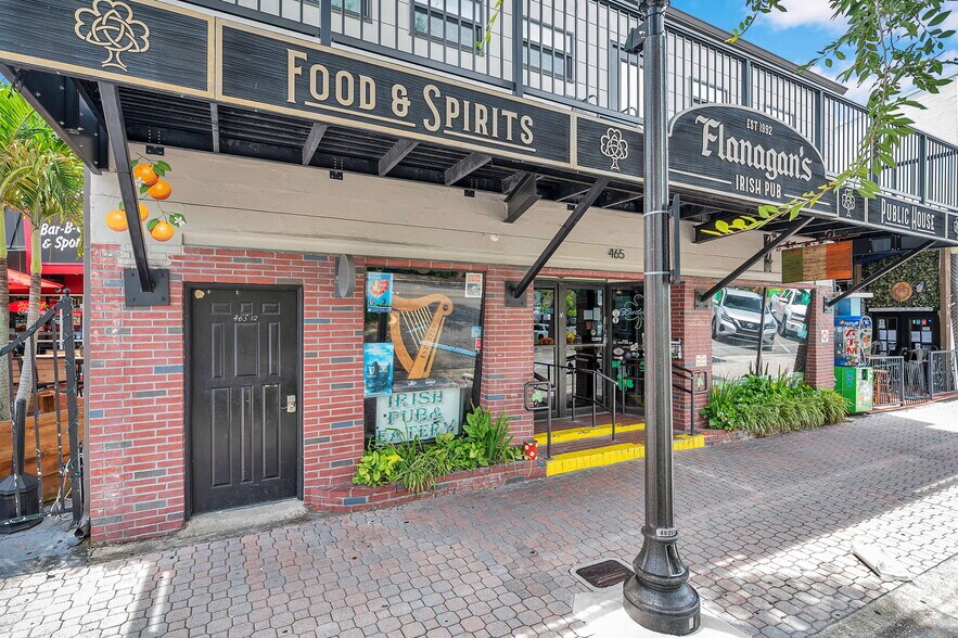 465 Main St, Dunedin, FL à vendre - Photo du bâtiment - Image 2 de 12