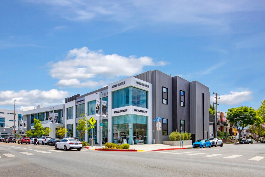 8500 Melrose Ave, Los Angeles, CA à louer - Photo du bâtiment - Image 2 de 6