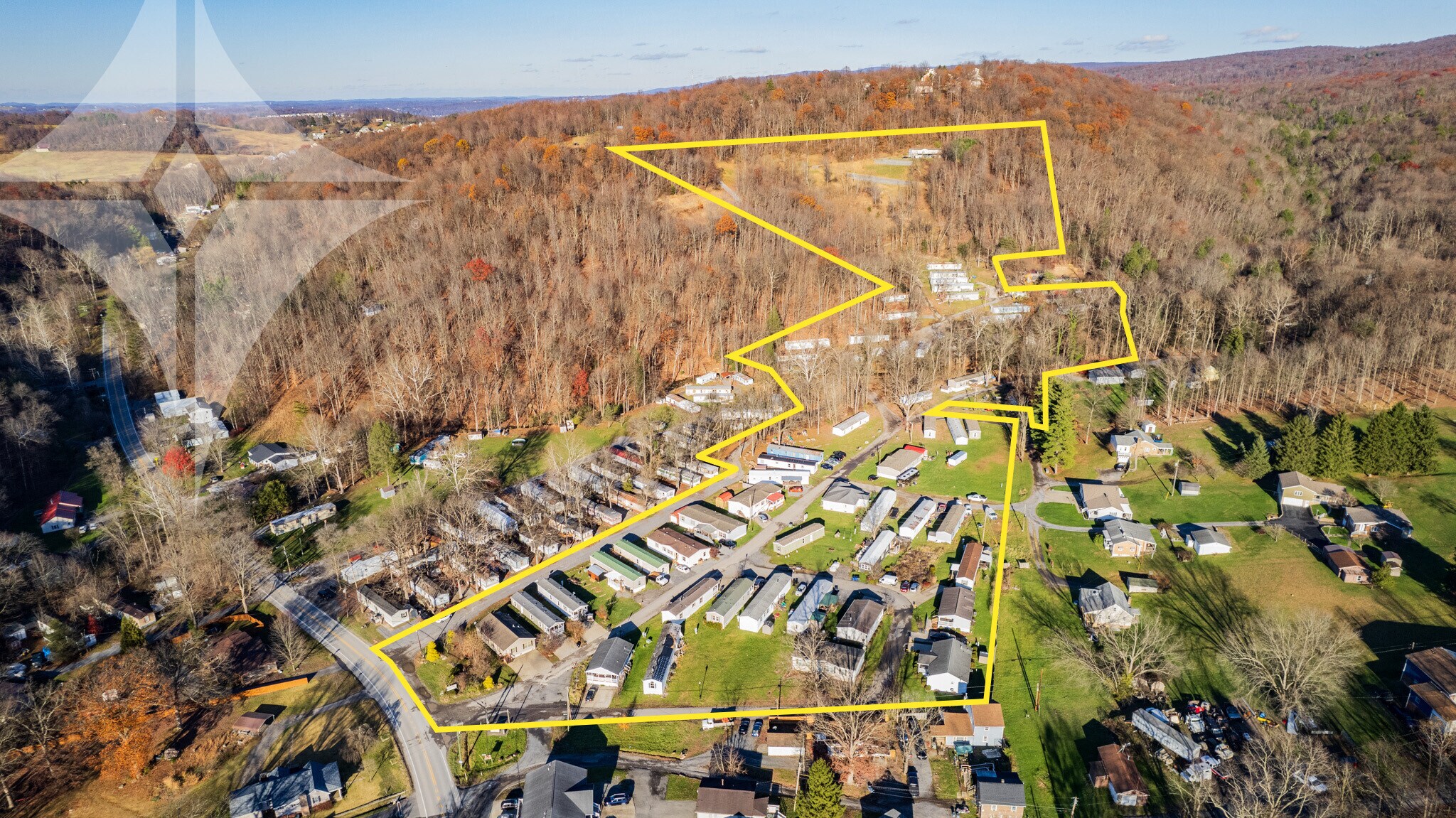 200 W Creek Vlg, Morgantown, WV à vendre Photo du bâtiment- Image 1 de 1