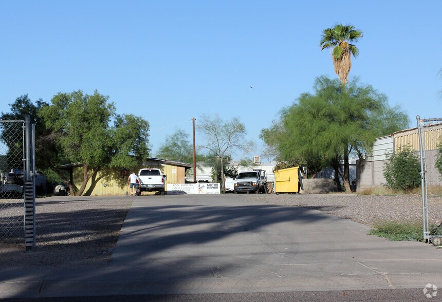 16628 N 29th St, Phoenix, AZ à vendre - Photo du bâtiment - Image 2 de 3