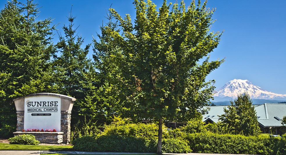 11102 Sunrise Blvd E, Puyallup, WA à louer - Photo du bâtiment - Image 1 de 4