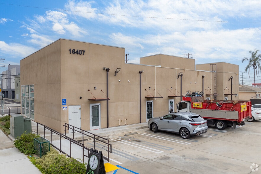 16407 Normandie Ave, Gardena, CA for sale - Building Photo - Image 3 of 6