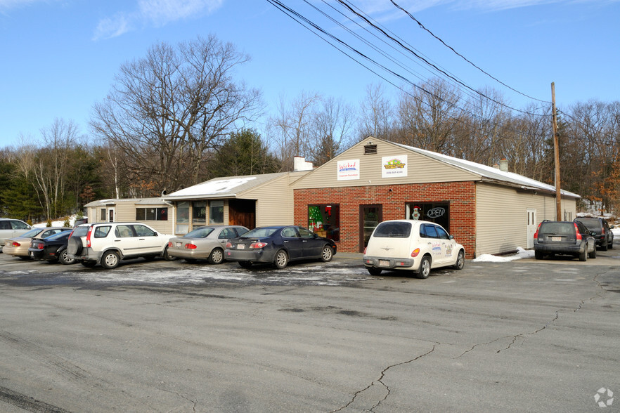 53-71 Shrewsbury St, Boylston, MA for lease - Primary Photo - Image 1 of 5