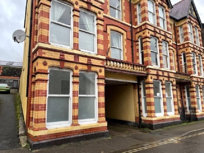 George St, Llandeilo for sale Building Photo- Image 1 of 6