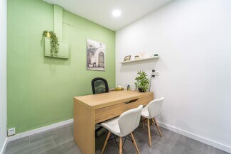 Plus de détails pour Commerce de détail à vendre