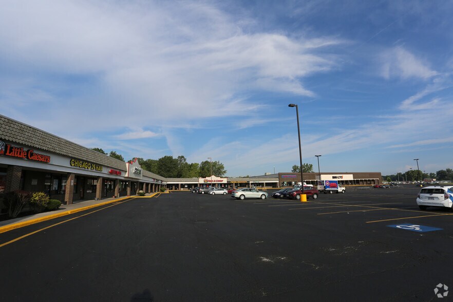 201 Milan Ave, Norwalk, OH à louer - Photo du bâtiment - Image 3 de 3