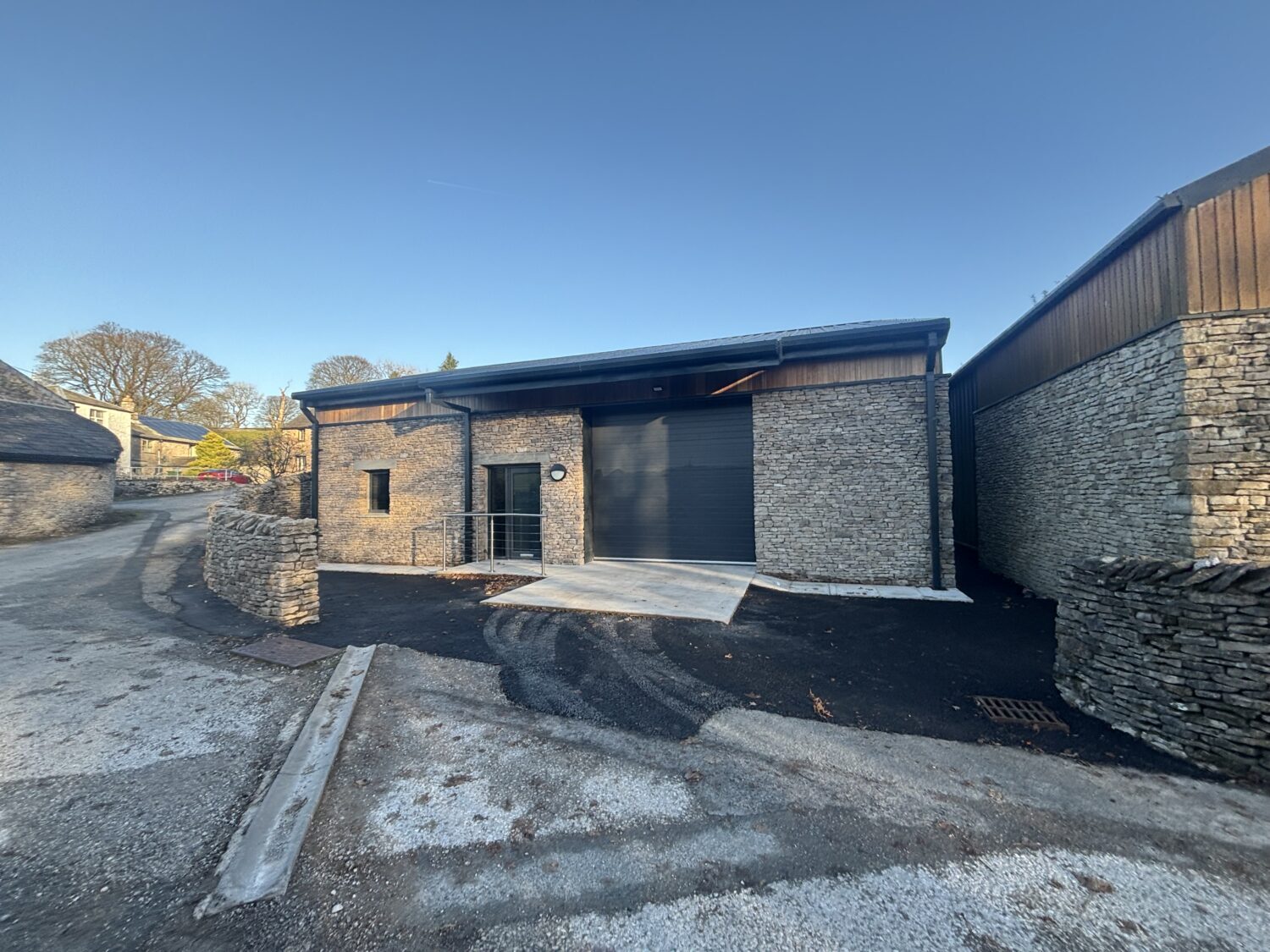 Boundary Bank Ln, Kendal for lease Primary Photo- Image 1 of 2