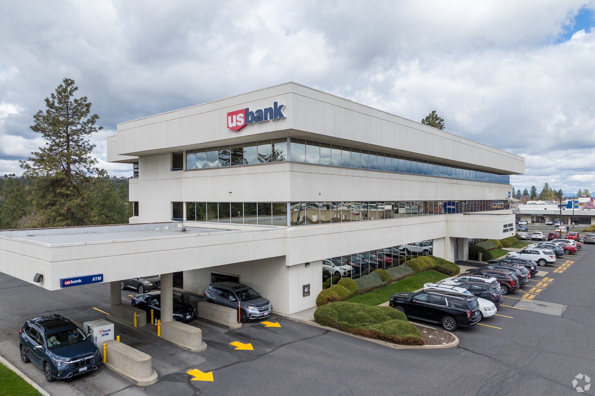 7307 N Division St, Spokane, WA for lease Building Photo- Image 1 of 6