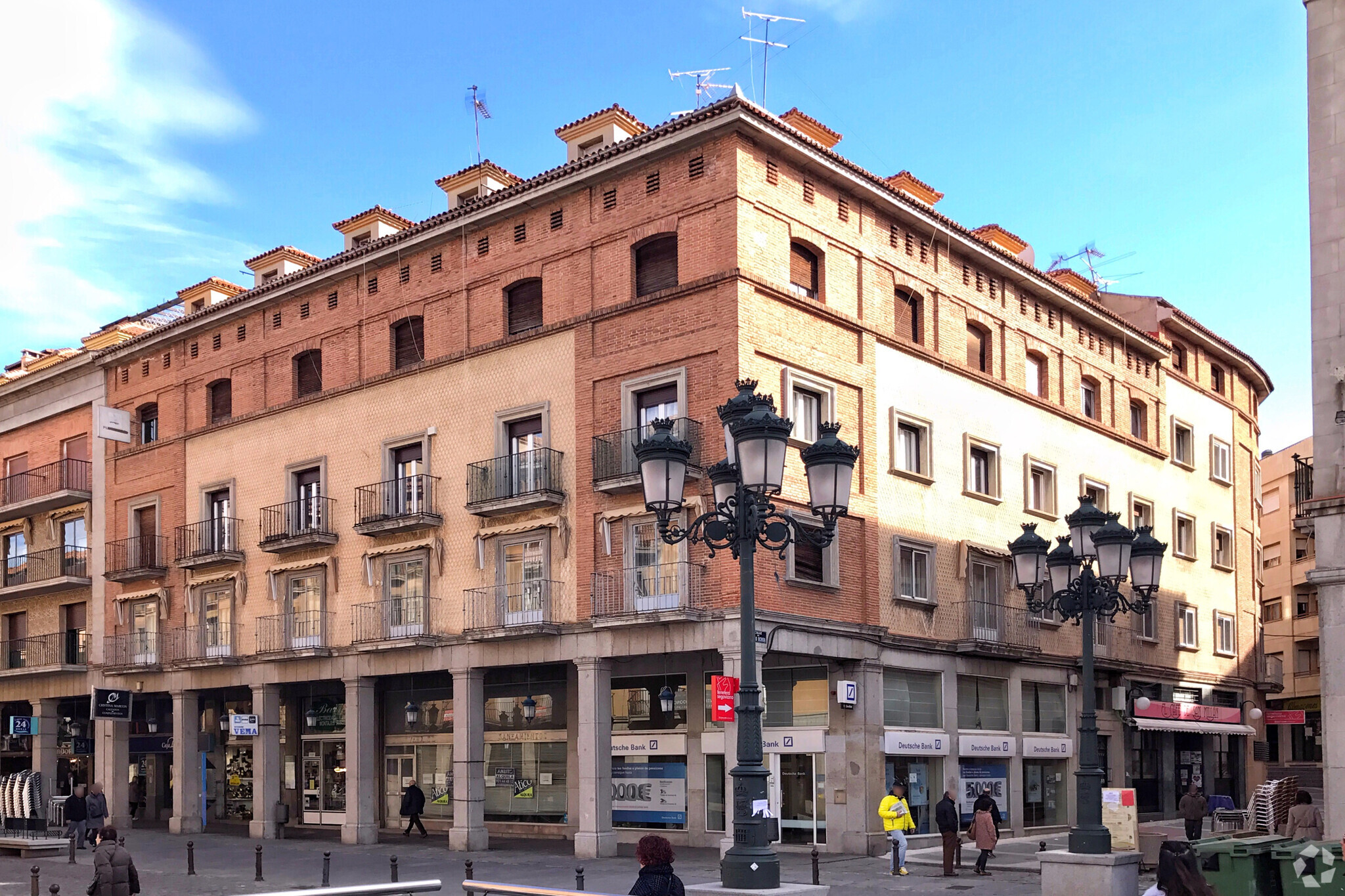 Avenida Acueducto, 27, Segovia, Segovia for lease Primary Photo- Image 1 of 3