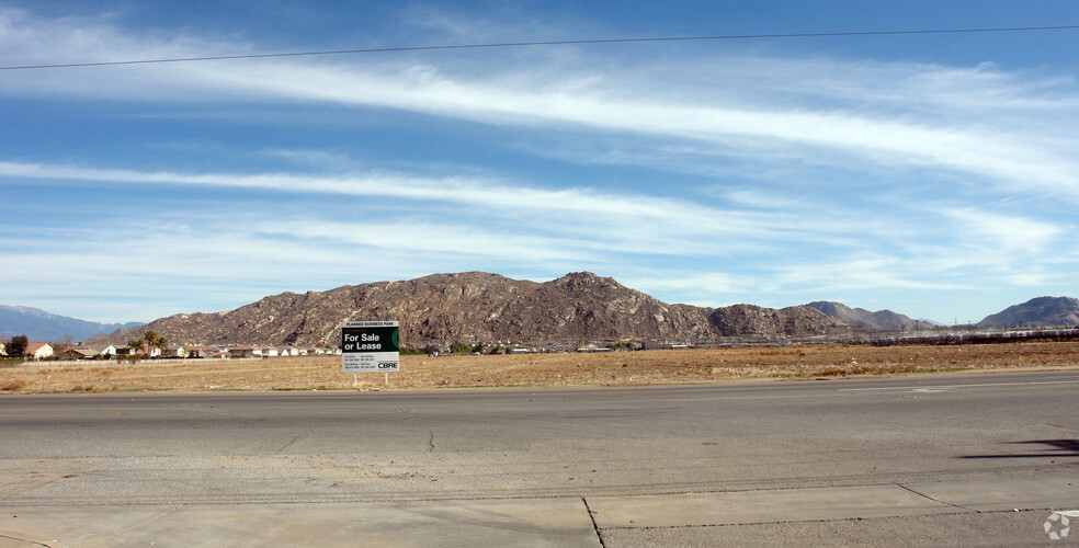 Perris Blvd, Moreno Valley, CA for sale - Primary Photo - Image 1 of 1