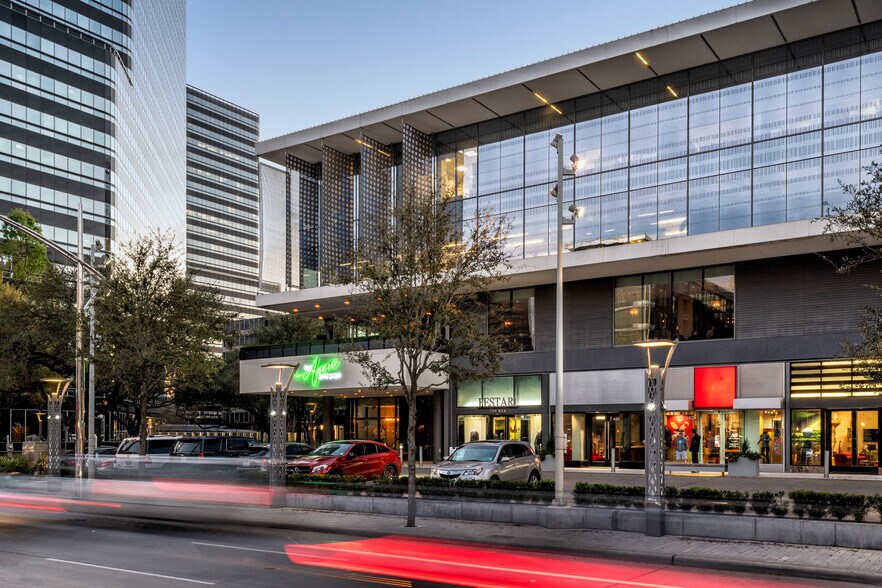 1800 Post Oak Blvd, Houston, TX à louer - Photo du bâtiment - Image 3 de 12