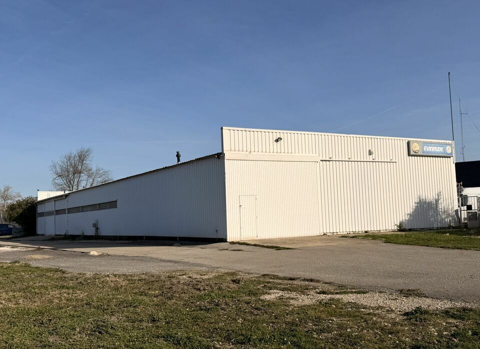 Flex in Le Pontet for sale Building Photo- Image 1 of 6