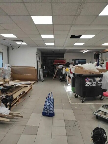 151 Avenue Ibrahim Ali ( 1977-1995), Marseille à louer - Photo du bâtiment - Image 3 de 29