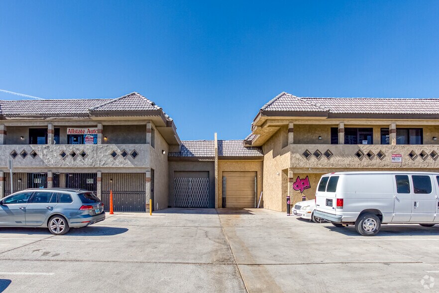 4225 Fidus Dr, Las Vegas, NV à louer - Photo du bâtiment - Image 2 de 5