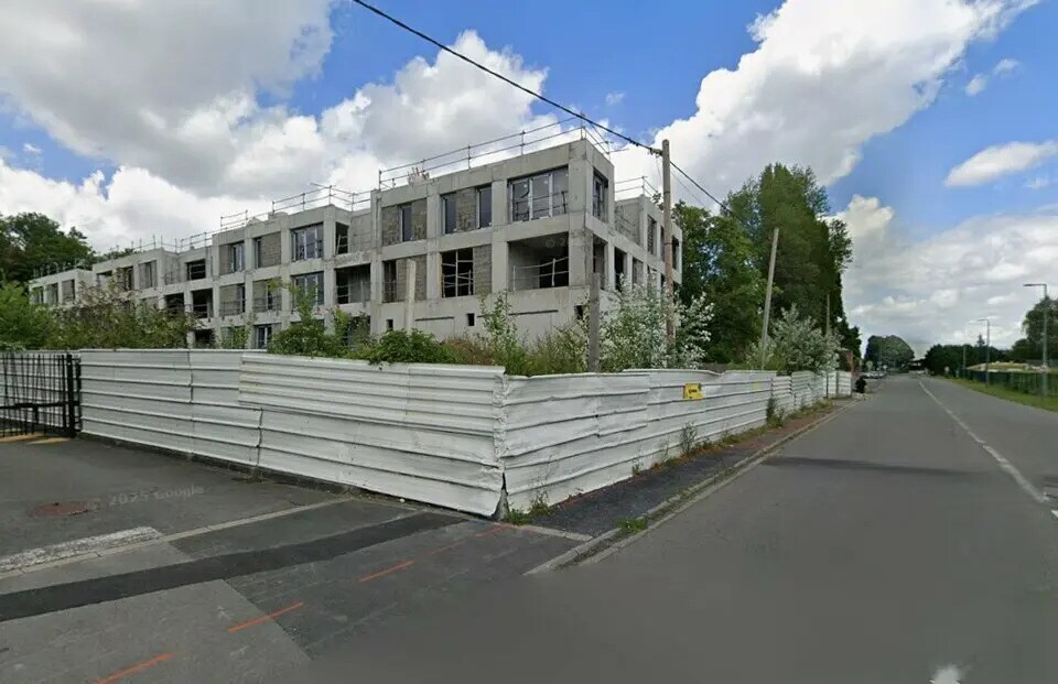 Retail in Lille for lease Construction Photo- Image 1 of 9