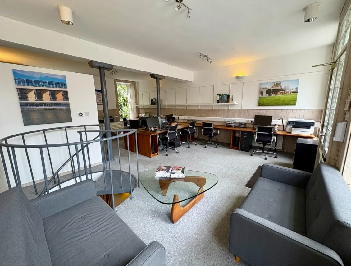 3 Tolbooth Wynd, Edinburgh, MLN - Unit 3 - - Interior Photo - Image 2 of 11