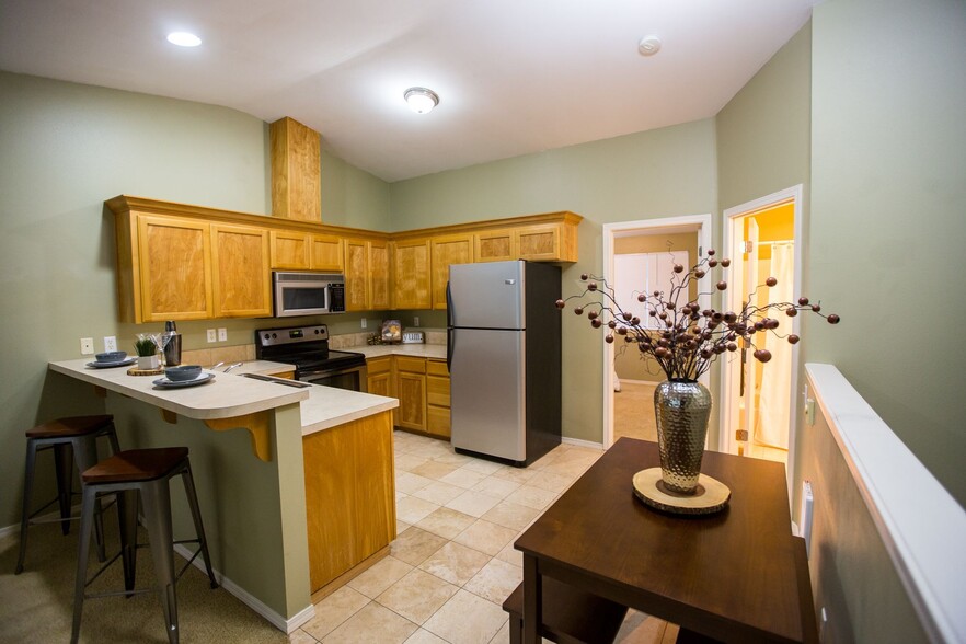 420 Flying Squirrel Way NW, Salem, OR à vendre - Photo du bâtiment - Image 3 de 11