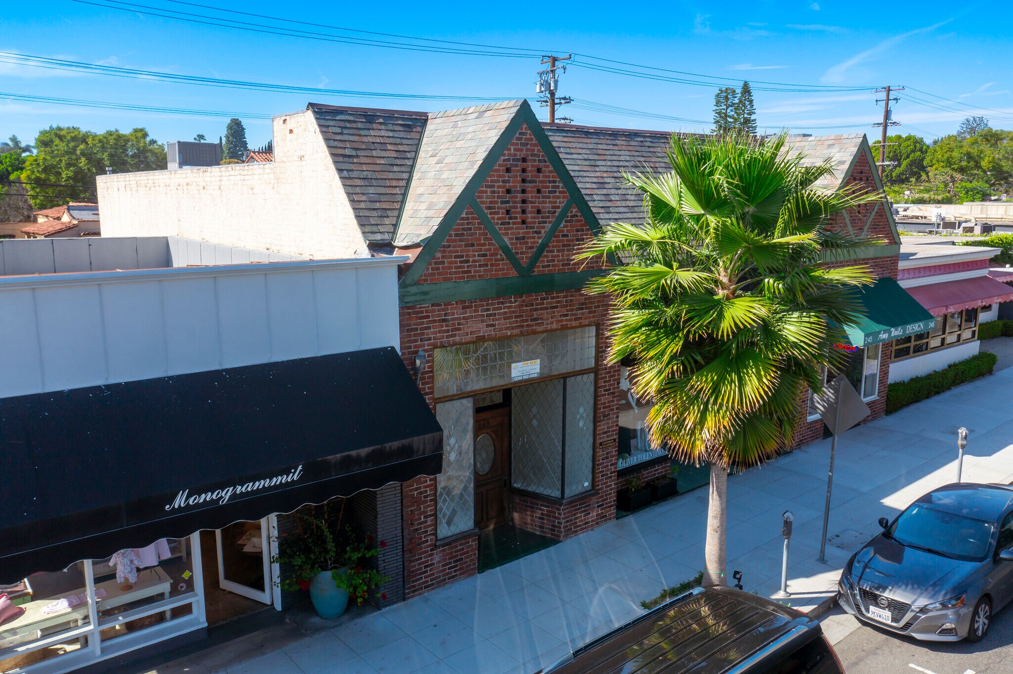 245-251 S Robertson Blvd, Beverly Hills, CA à louer Photo principale- Image 1 de 24