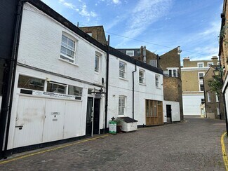 Plus de détails pour 2 Drayson Mews, Londres - Bureau à louer