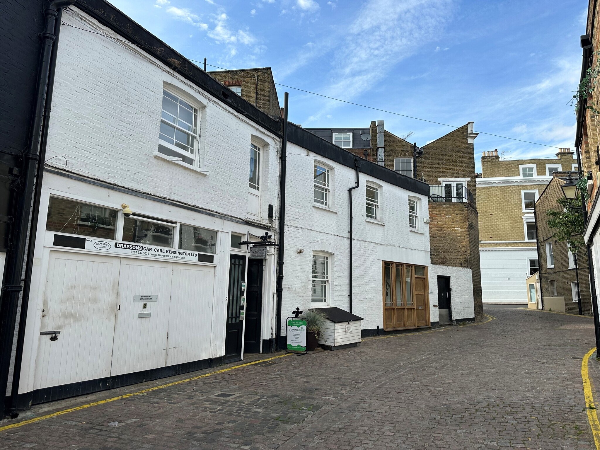 2 Drayson Mews, Londres à louer Photo du bâtiment- Image 1 de 5