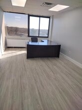 1 Main St, Eatontown, NJ à louer Photo intérieure- Image 2 de 4