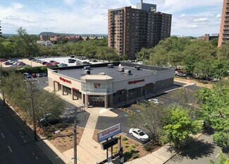 Plus de détails pour 88 York St, New Haven, CT - Commerce de détail à vendre