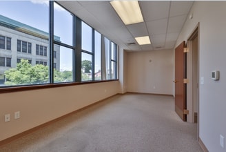 1 E Broad St, Bethlehem, PA for lease Interior Photo- Image 2 of 6