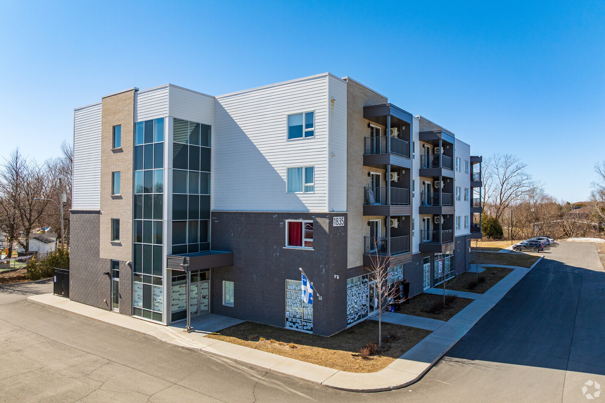 1835 Boul Lemire, Drummondville, QC for sale Primary Photo- Image 1 of 1