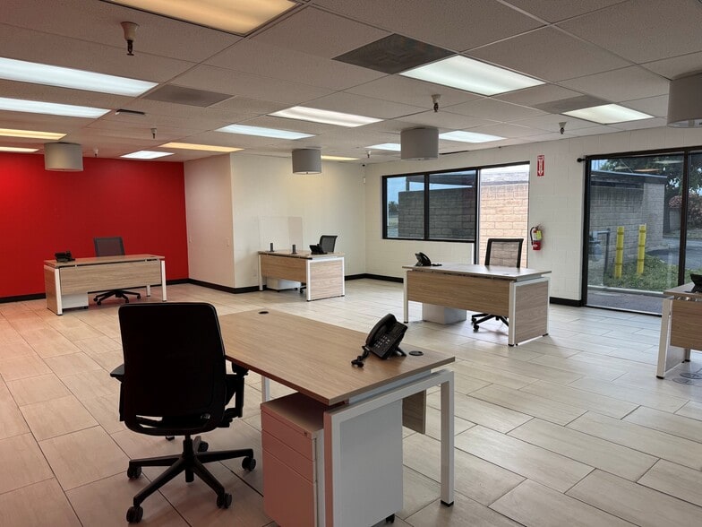 3190 Auto Center Cir, Stockton, CA for sale - Building Photo - Image 3 of 25