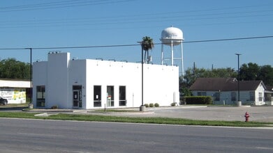 505 E Edinburg Ave, Elsa, TX for lease Interior Photo- Image 2 of 24