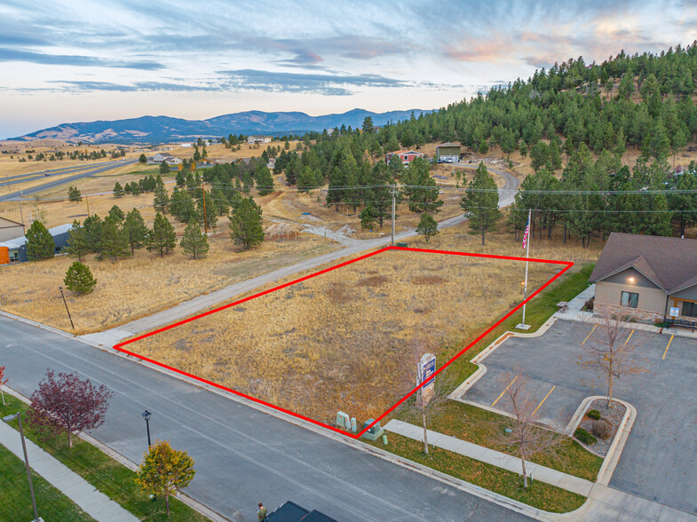 2275 Deerfield Ln, Helena, MT à vendre - Photo principale - Image 1 de 1