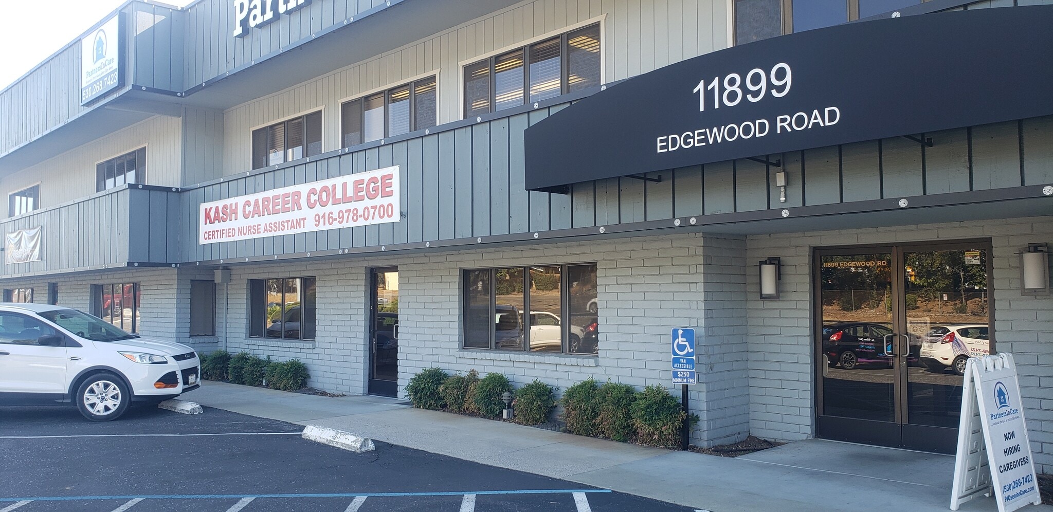 11899 Edgewood Rd, Auburn, CA for lease Primary Photo- Image 1 of 8