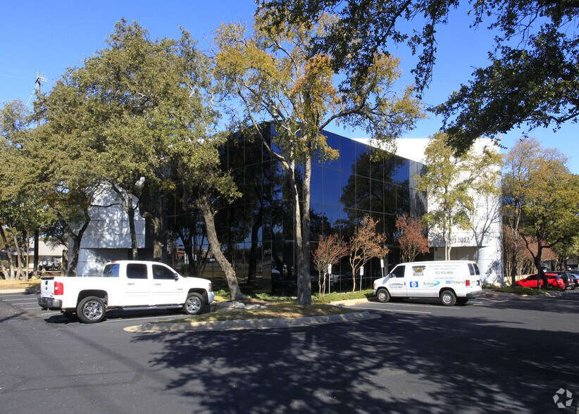 12012 Technology Blvd, Austin, TX à louer - Photo du bâtiment - Image 2 de 5