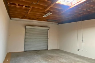 3221 S Hill St, Los Angeles, CA for lease Interior Photo- Image 1 of 2
