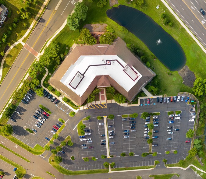 1600 Manor Dr, Chalfont, PA à louer - Autre - Image 3 de 7