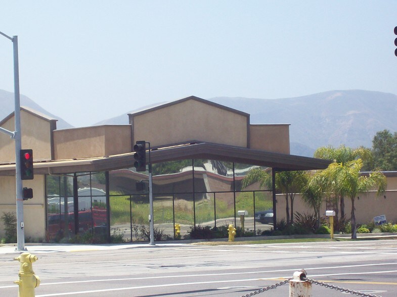 502 W Ventura St, Fillmore, CA à louer - Photo du bâtiment - Image 1 de 4