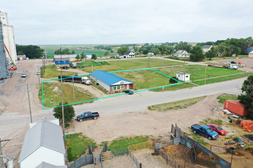 110 Main St, Farnam, NE for sale - Primary Photo - Image 1 of 1