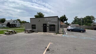 Plus de détails pour 4022 Shelby St, Indianapolis, IN - Commerce de détail à vendre
