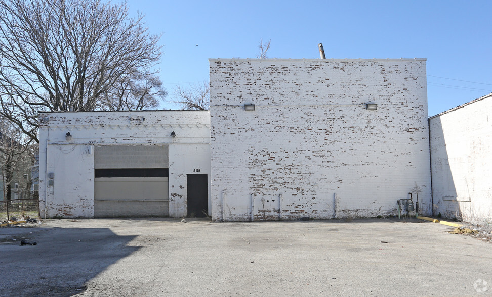 5115 W Cermak Rd, Cicero, IL for sale - Building Photo - Image 2 of 3