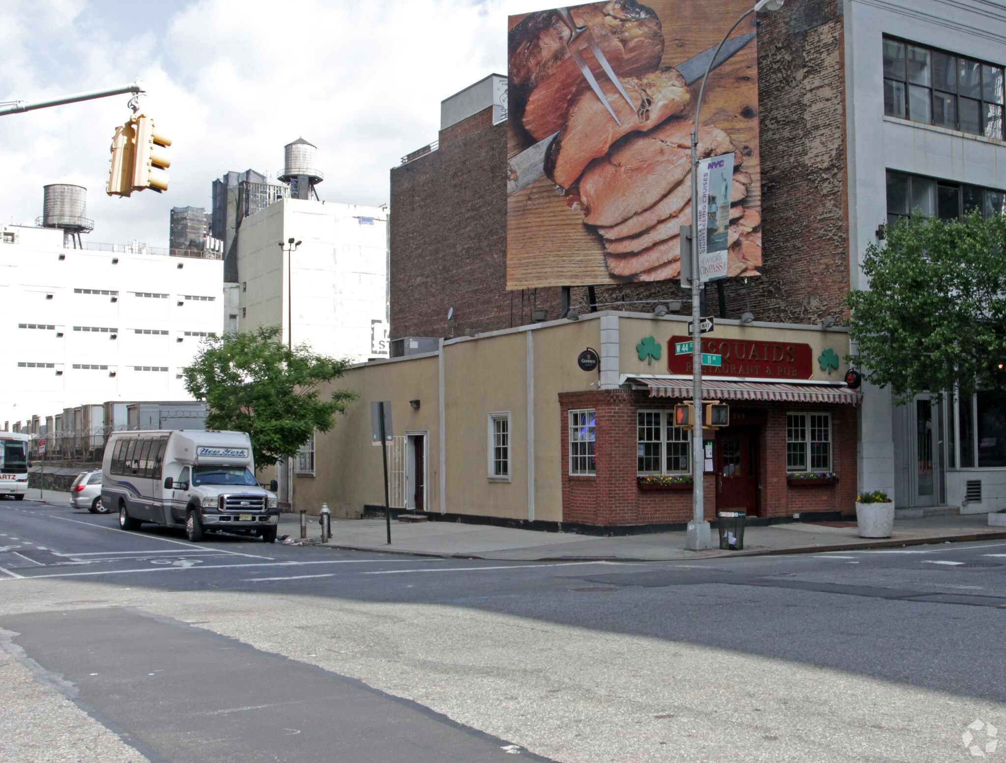 589 11th Ave, New York, NY for sale Primary Photo- Image 1 of 1